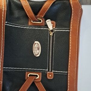 b.o.c. Black &Tan Textured Leather Crossbody Handbag with Gold Accent  EUC